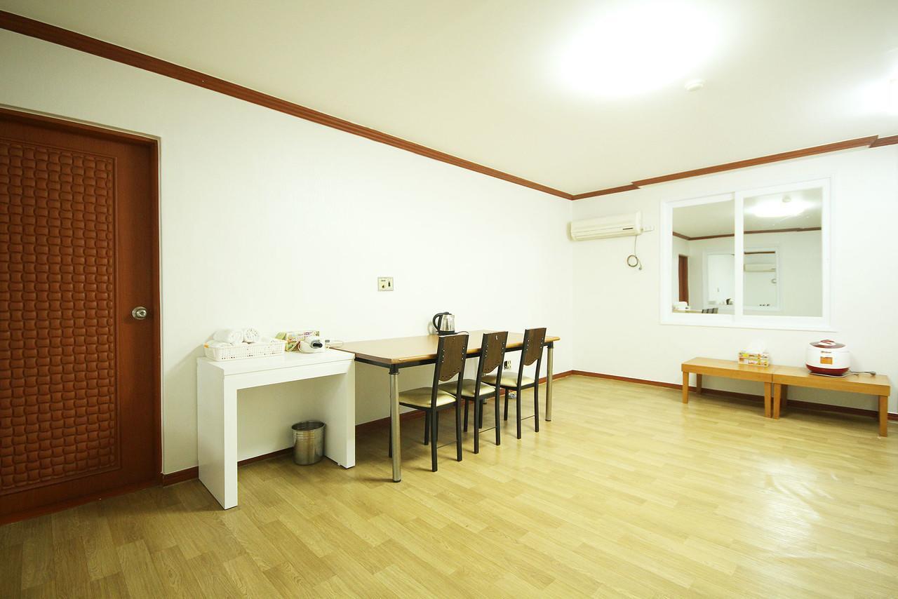 Picasso Motel Haeundae Busan Exterior foto